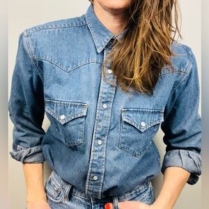 C.C. Filson Co Western Denim Pearl Snap Shirt – Size M